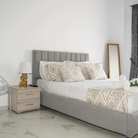 3a Seaside Luxury * Rethymno (Crete)