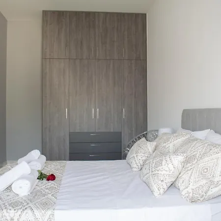 3a Seaside Luxury Rethymno (Crete)